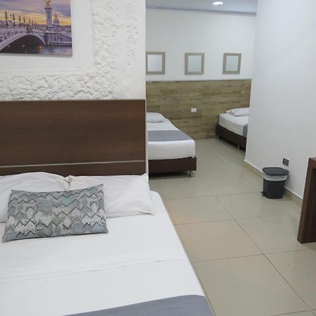 Hotel A & A Santa Alejandria 메딜린 외부 사진