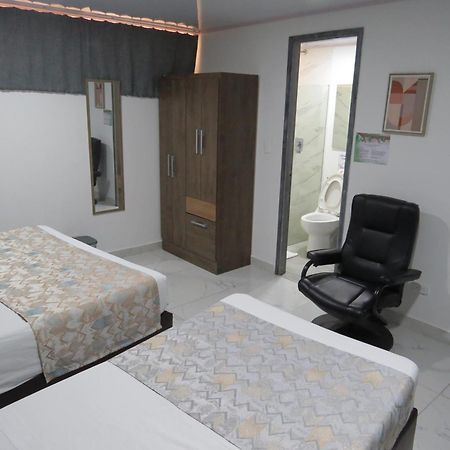 Hotel A & A Santa Alejandria 메딜린 외부 사진