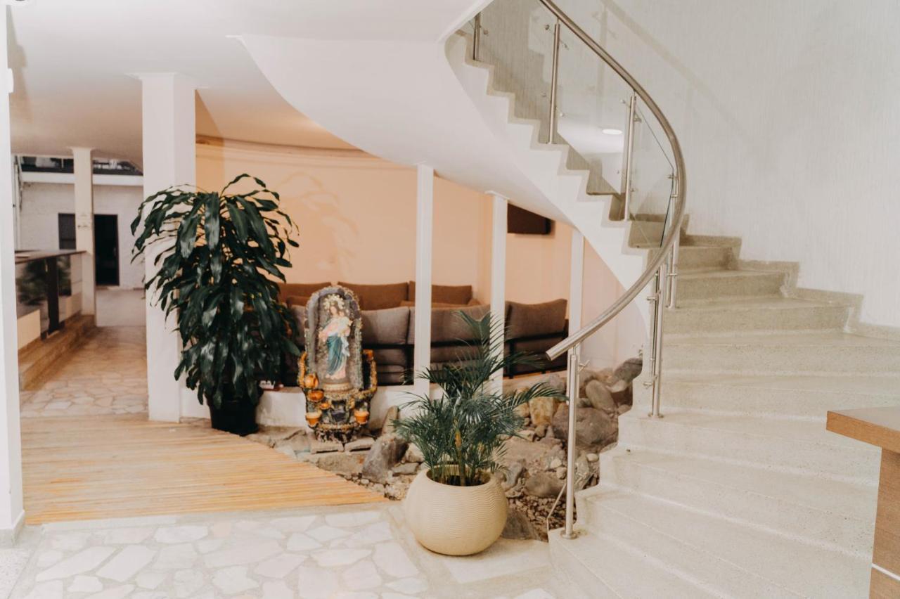 Hotel A & A Santa Alejandria 메딜린 외부 사진