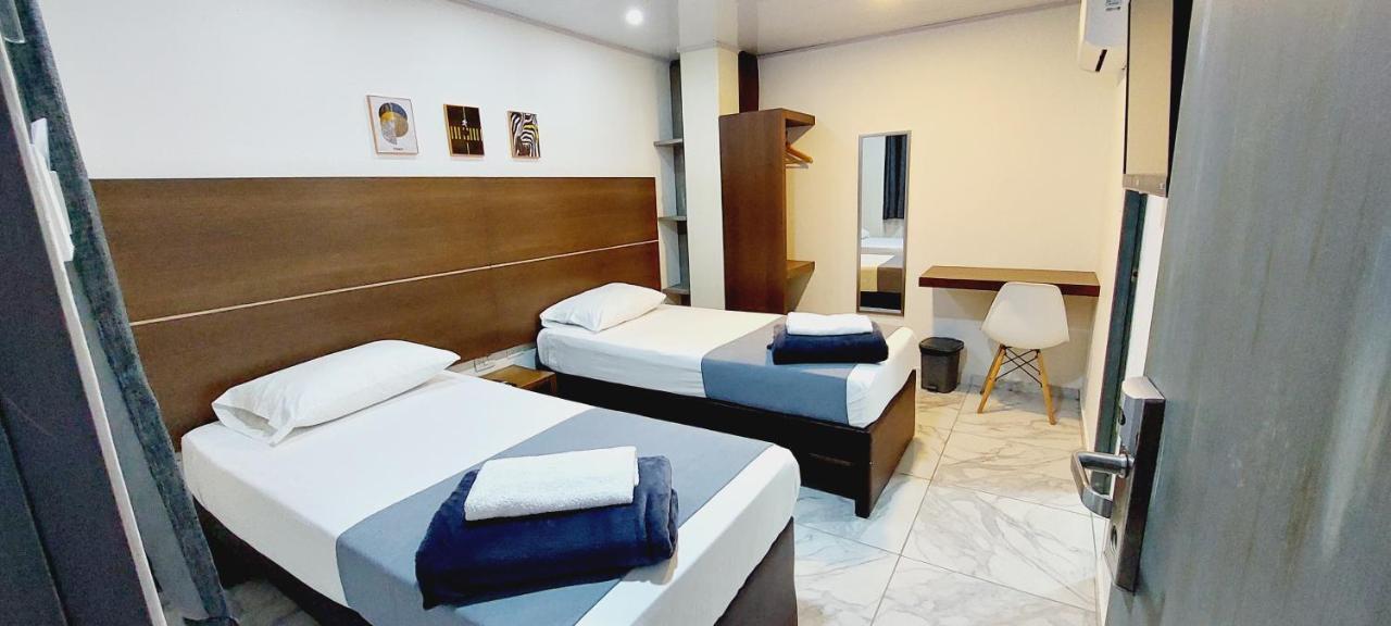 Hotel A & A Santa Alejandria 메딜린 외부 사진