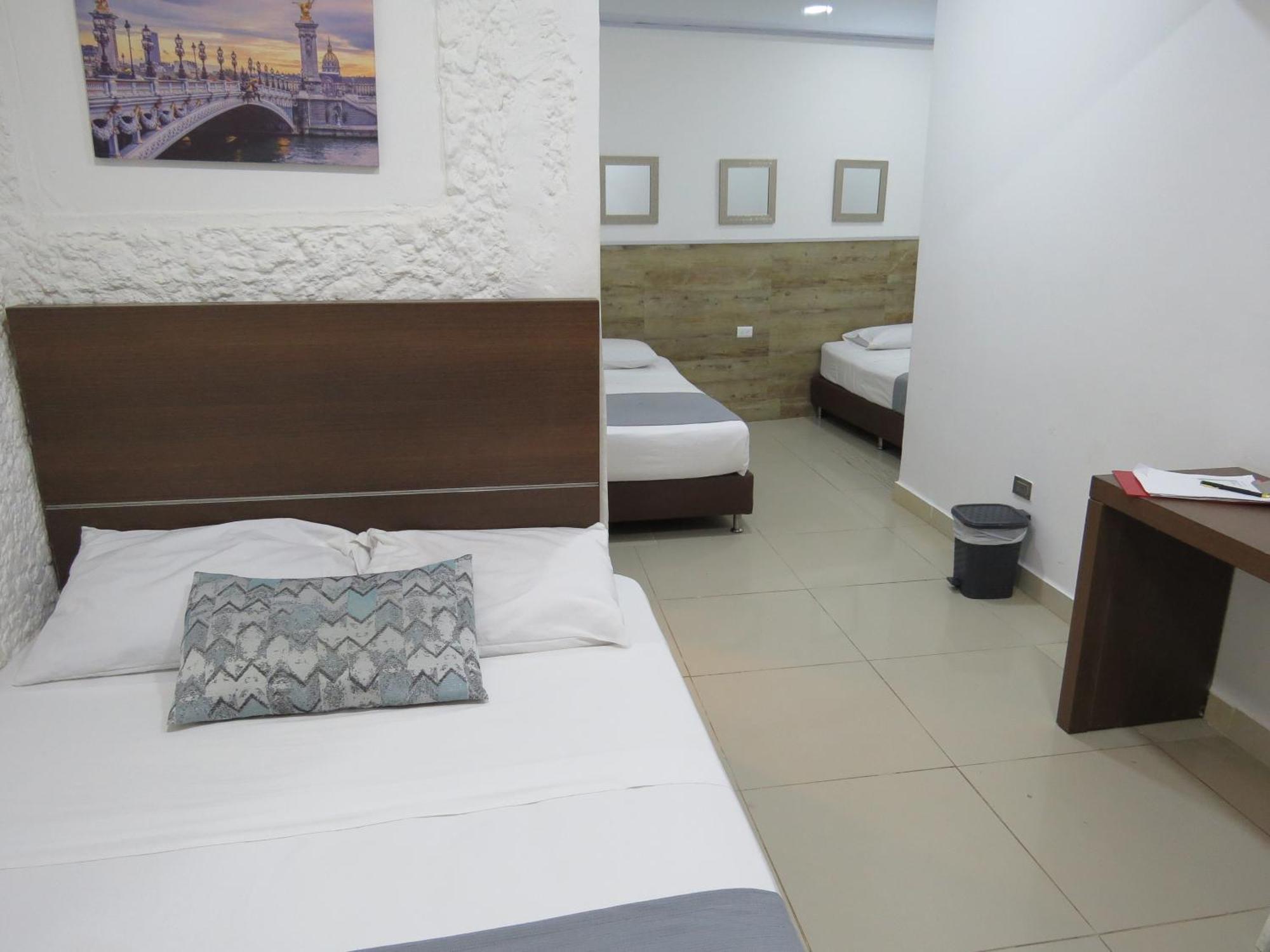 Hotel A & A Santa Alejandria 메딜린 외부 사진