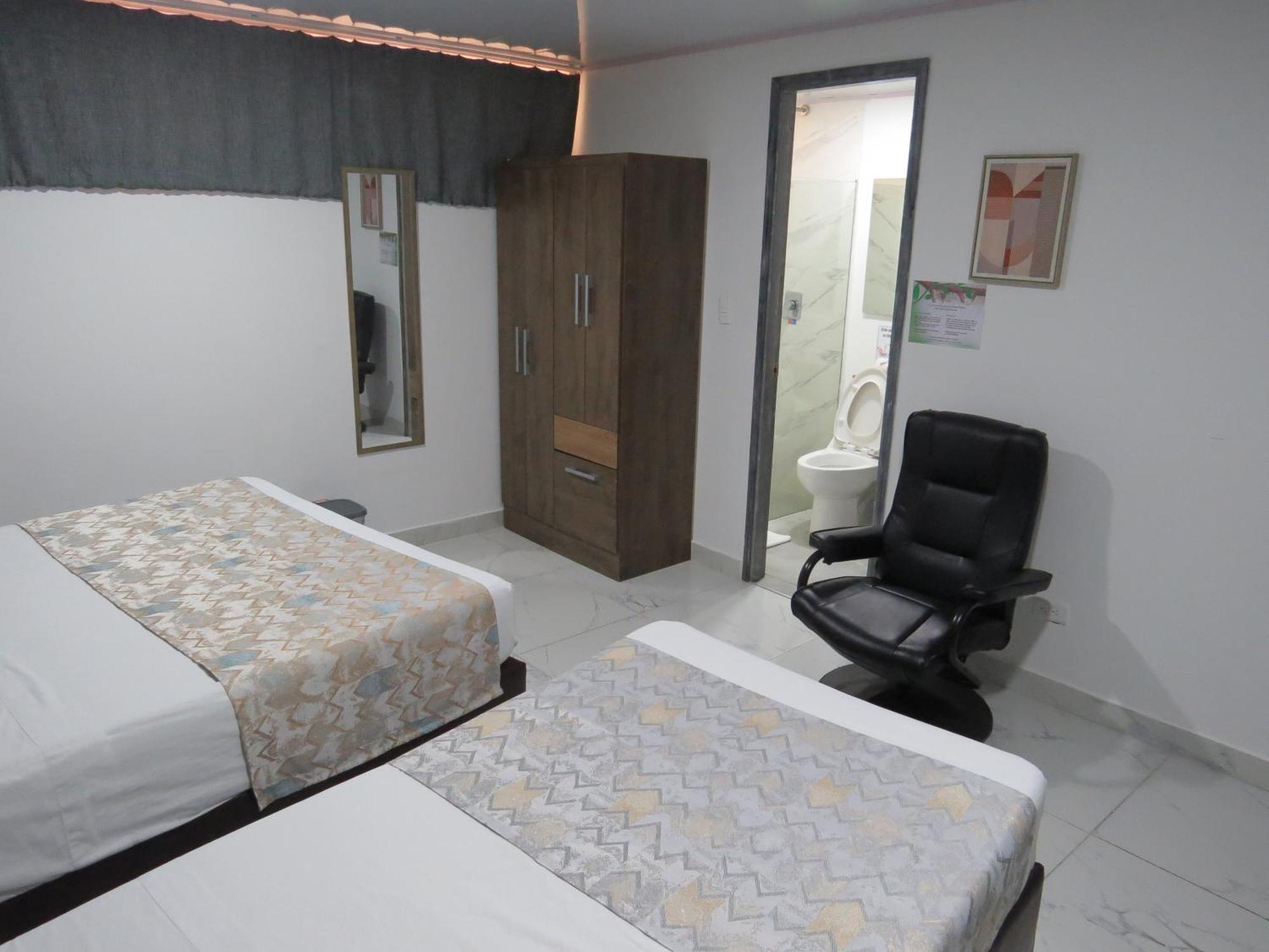 Hotel A & A Santa Alejandria 메딜린 외부 사진