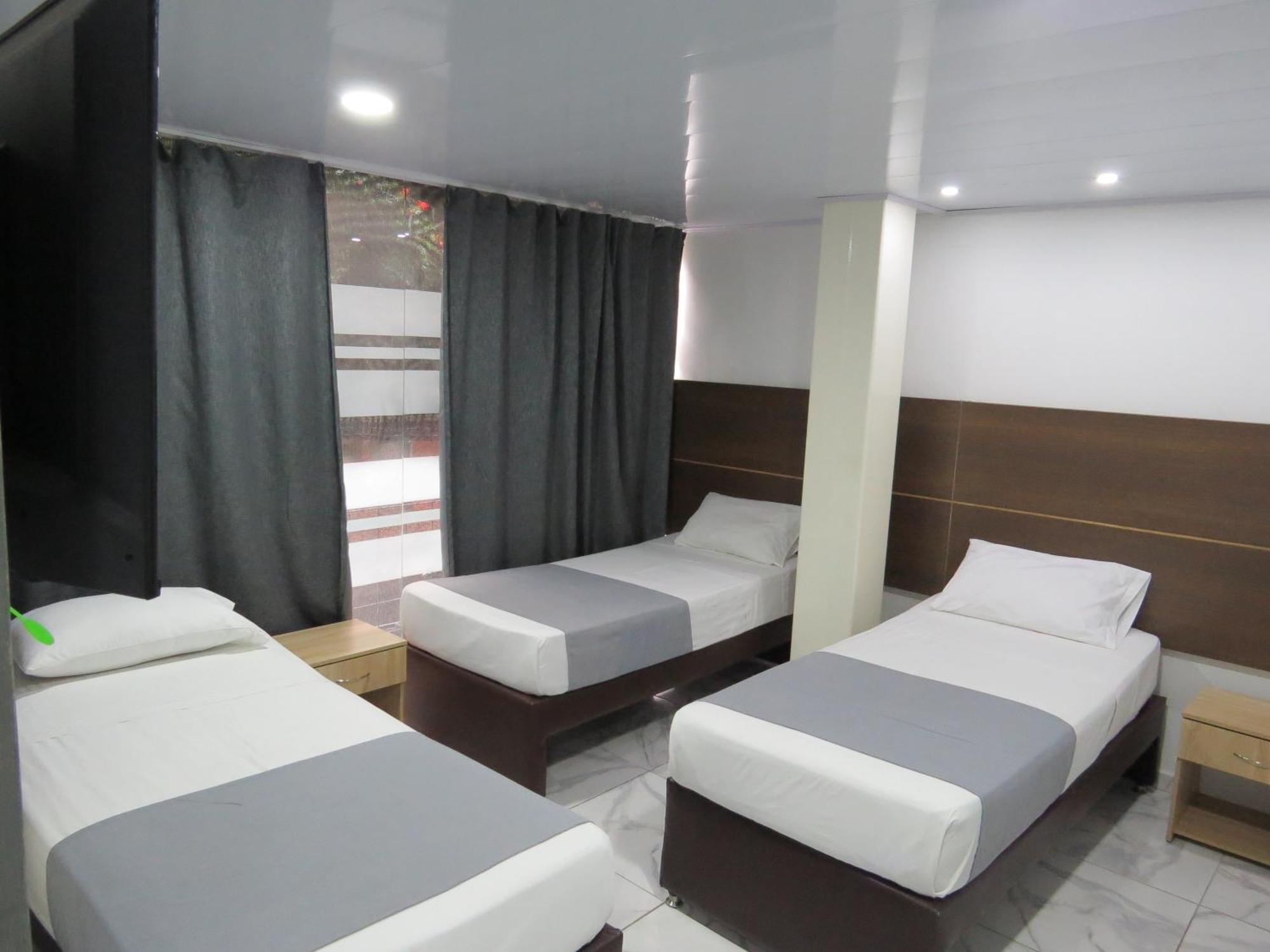 Hotel A & A Santa Alejandria 메딜린 외부 사진