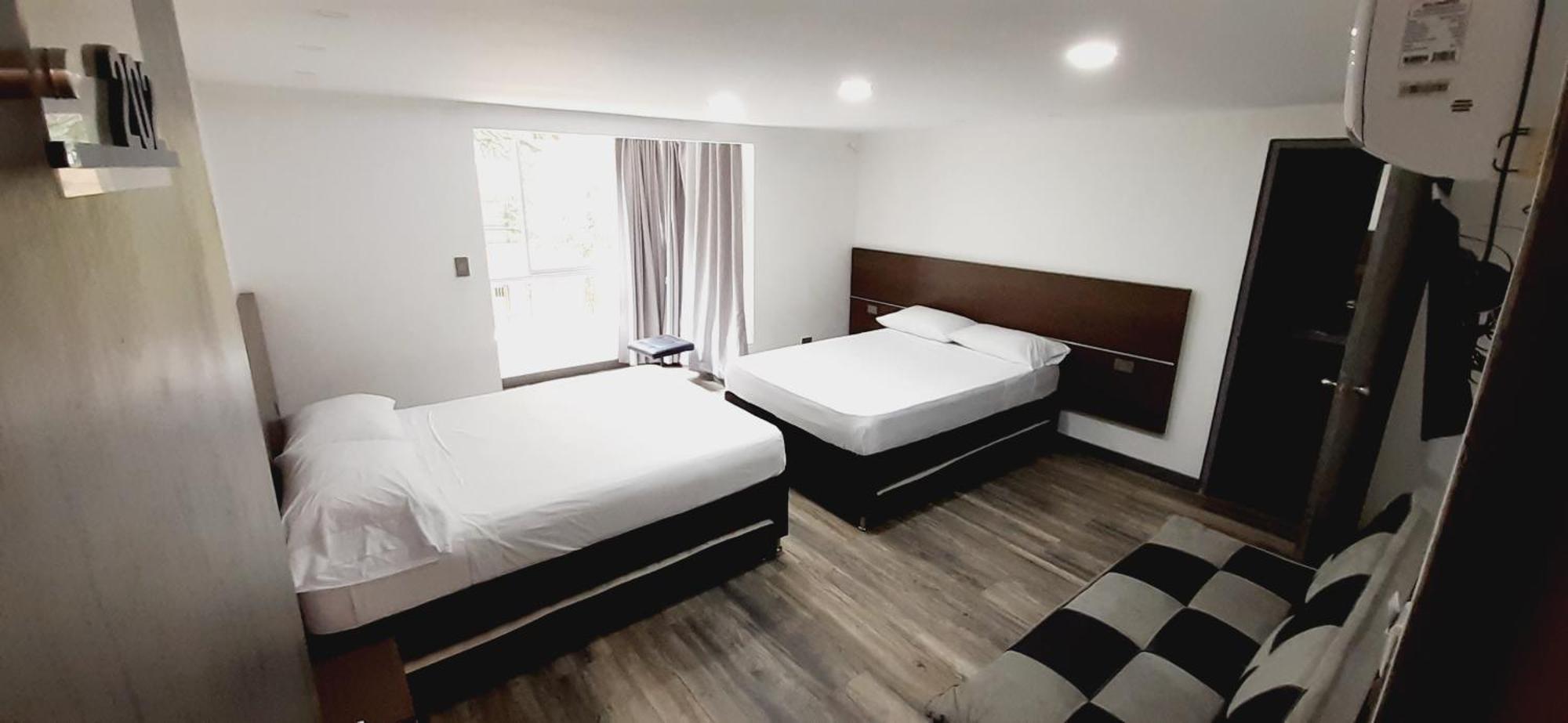 Hotel A & A Santa Alejandria 메딜린 외부 사진